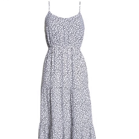 Michael kors black and white tiered maxi dress size medium - Picture 3 of 13